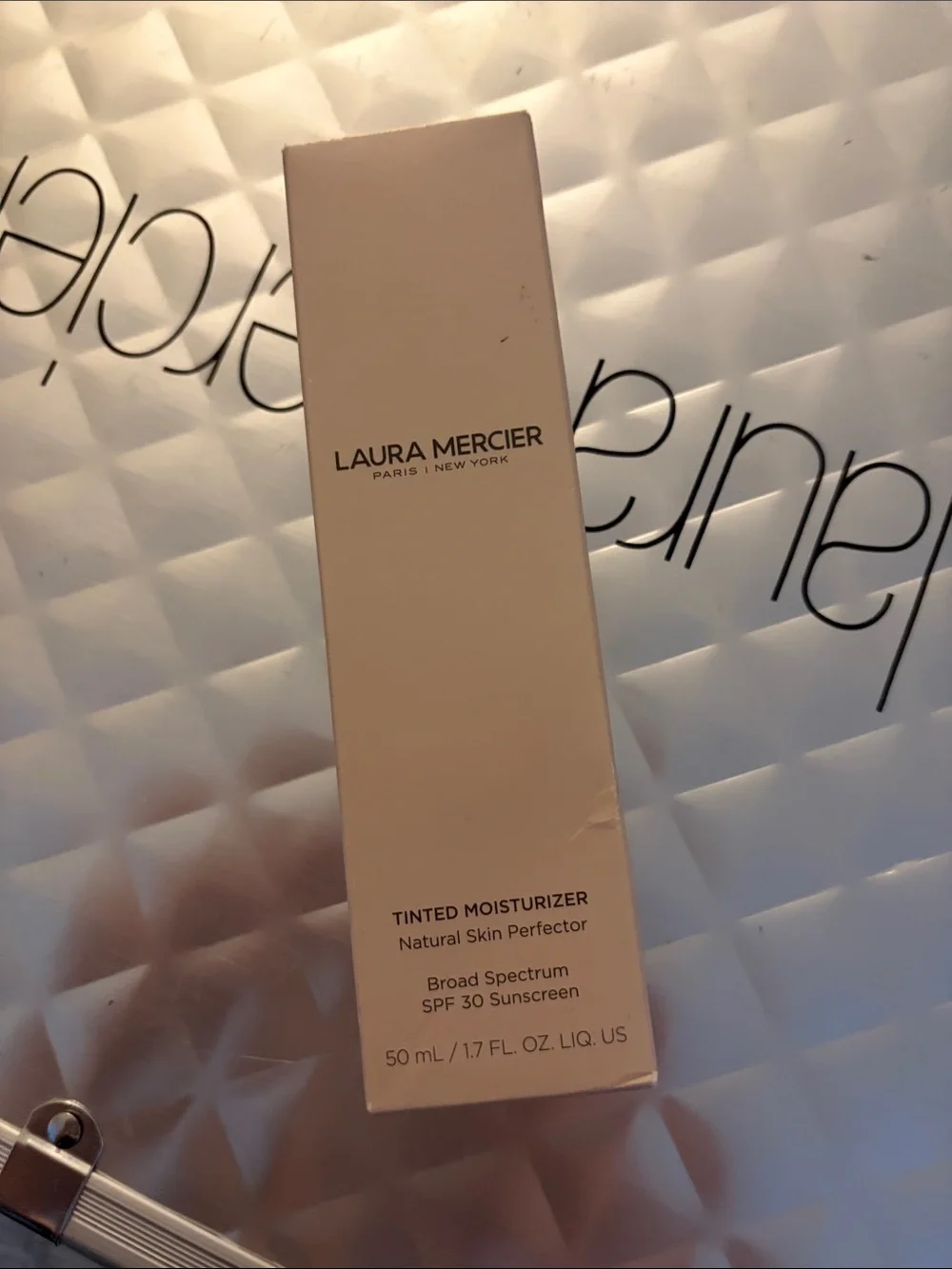 laura mercier Tinted Moisturizer Box in Beige